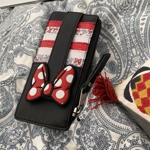 Authentic Disney Parks Minnie Mouse Cardholder